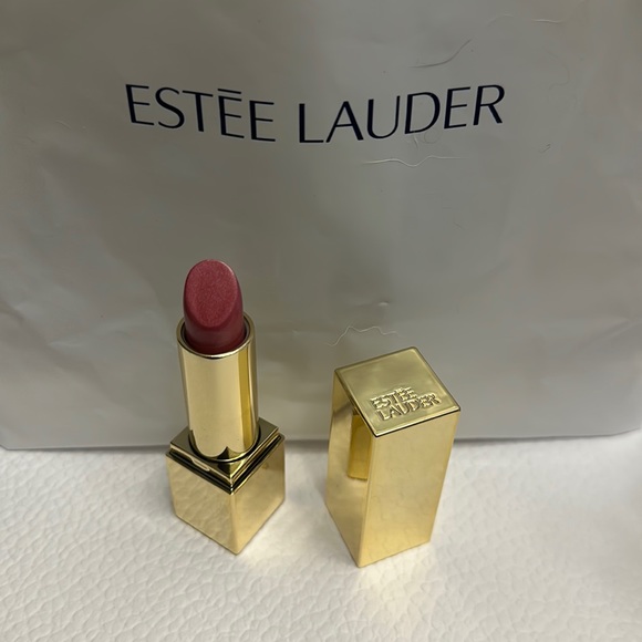 Estēe Lauder Samples - Picture 2 of 2